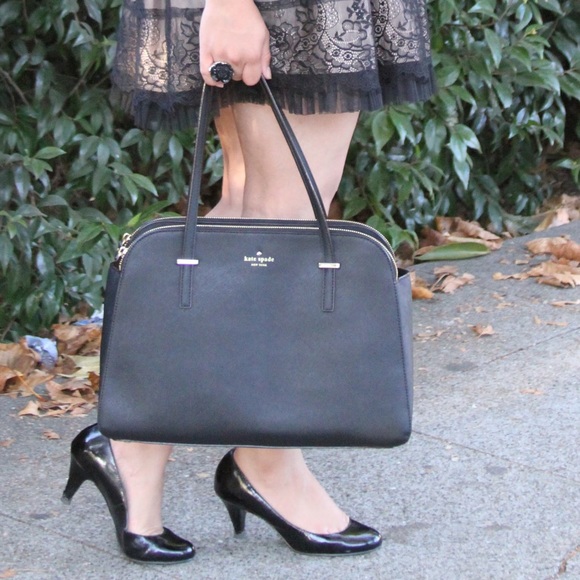 Steve Madden Ulltra Black Patent Leather Round Toe Pumps - Picture 2 of 5